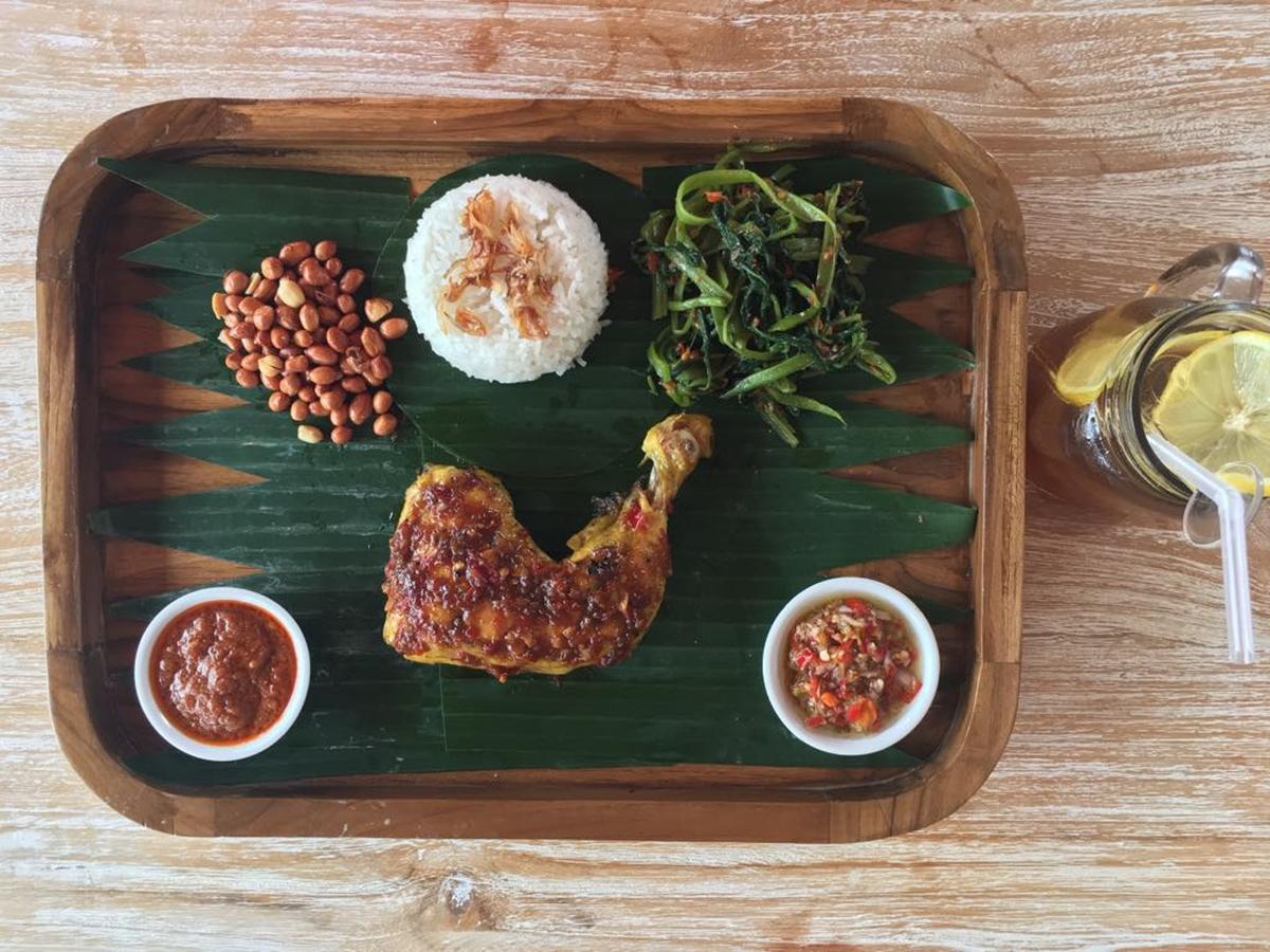 Tempat Tidur & Sarapan Sari